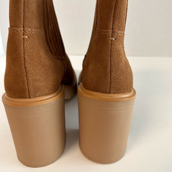 NEW Dolce Vita Suede Boots - Picture 5 of 9